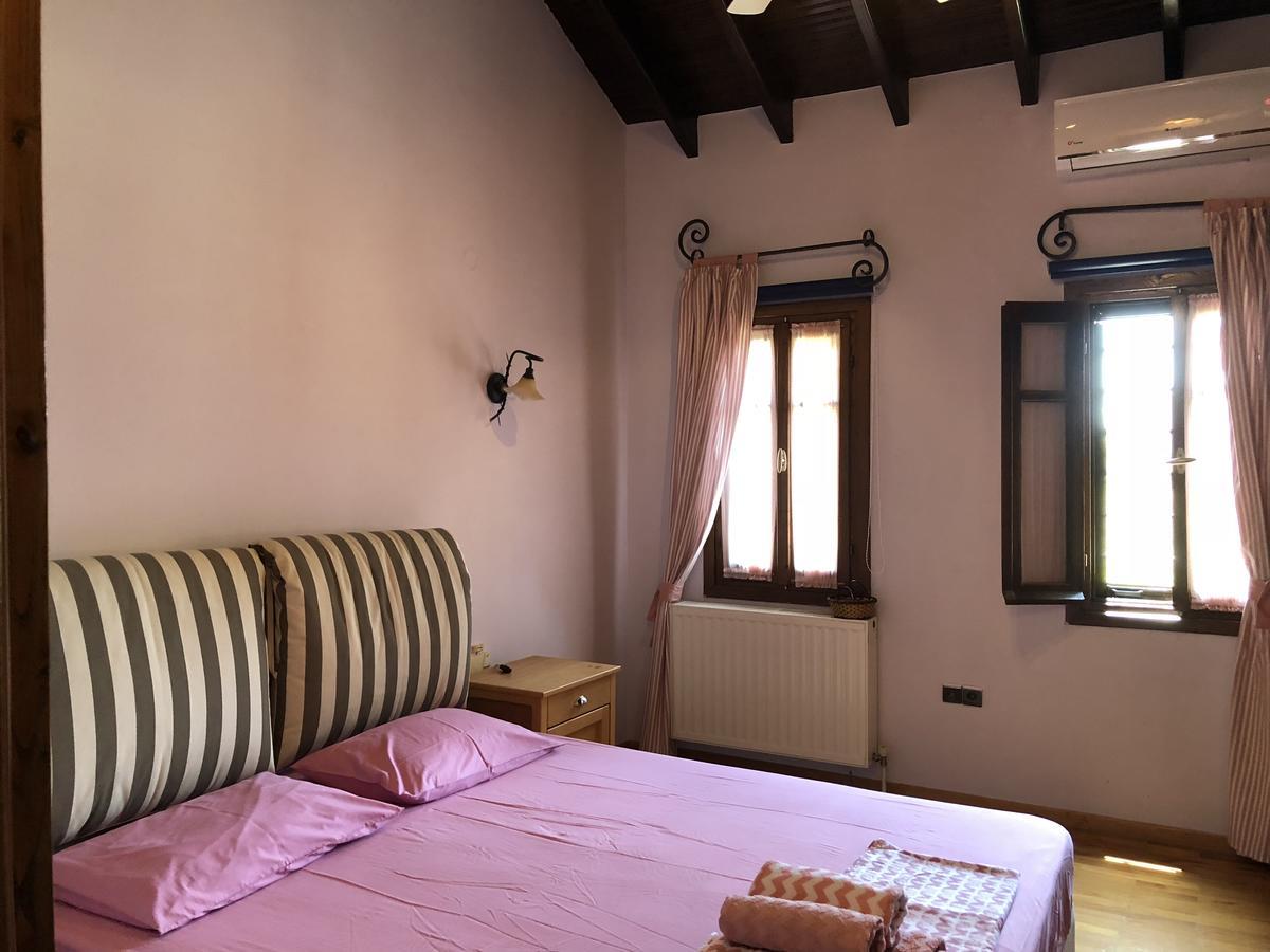 Villa Maira 아피토스 외부 사진