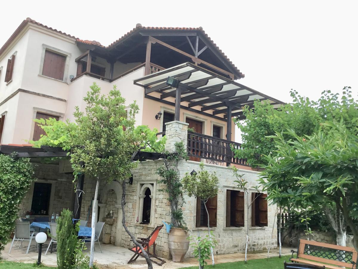 Villa Maira 아피토스 외부 사진