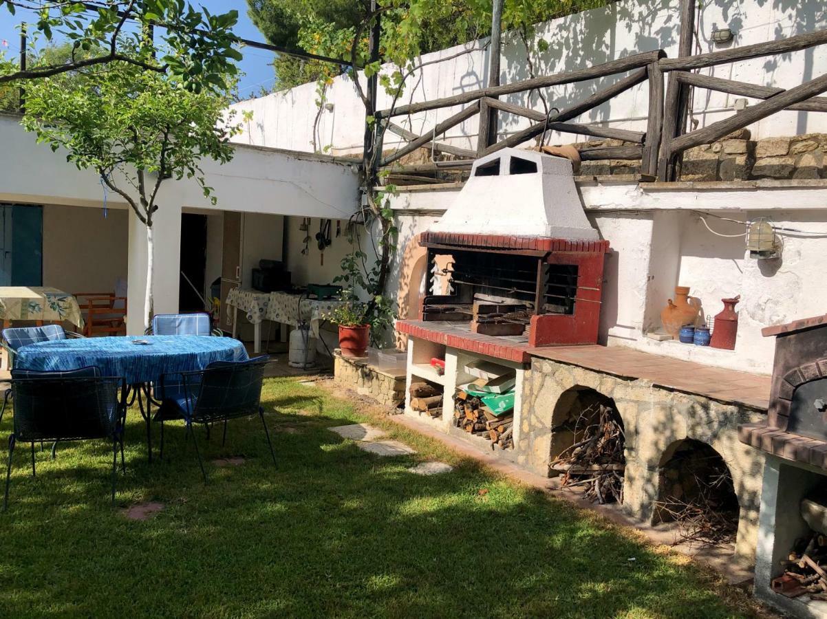 Villa Maira 아피토스 외부 사진