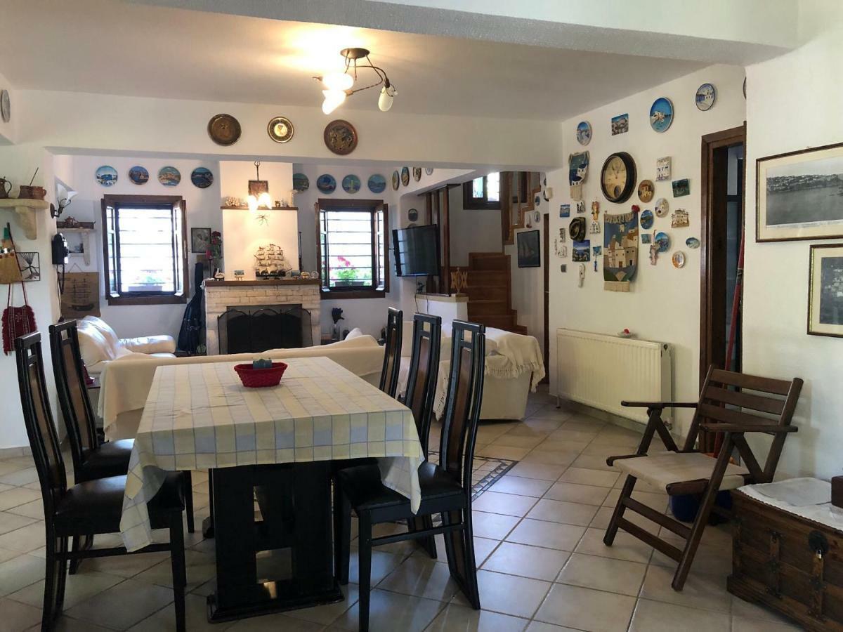 Villa Maira 아피토스 외부 사진