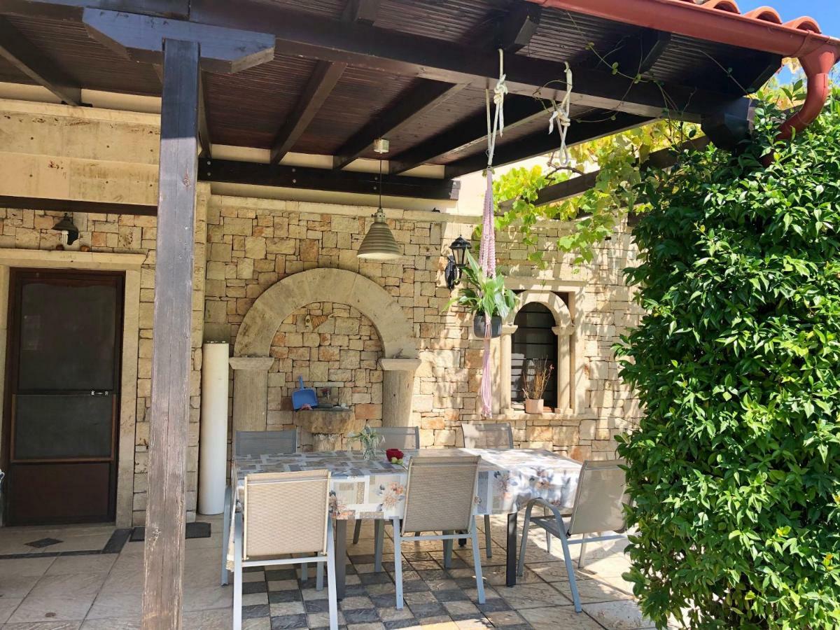 Villa Maira 아피토스 외부 사진
