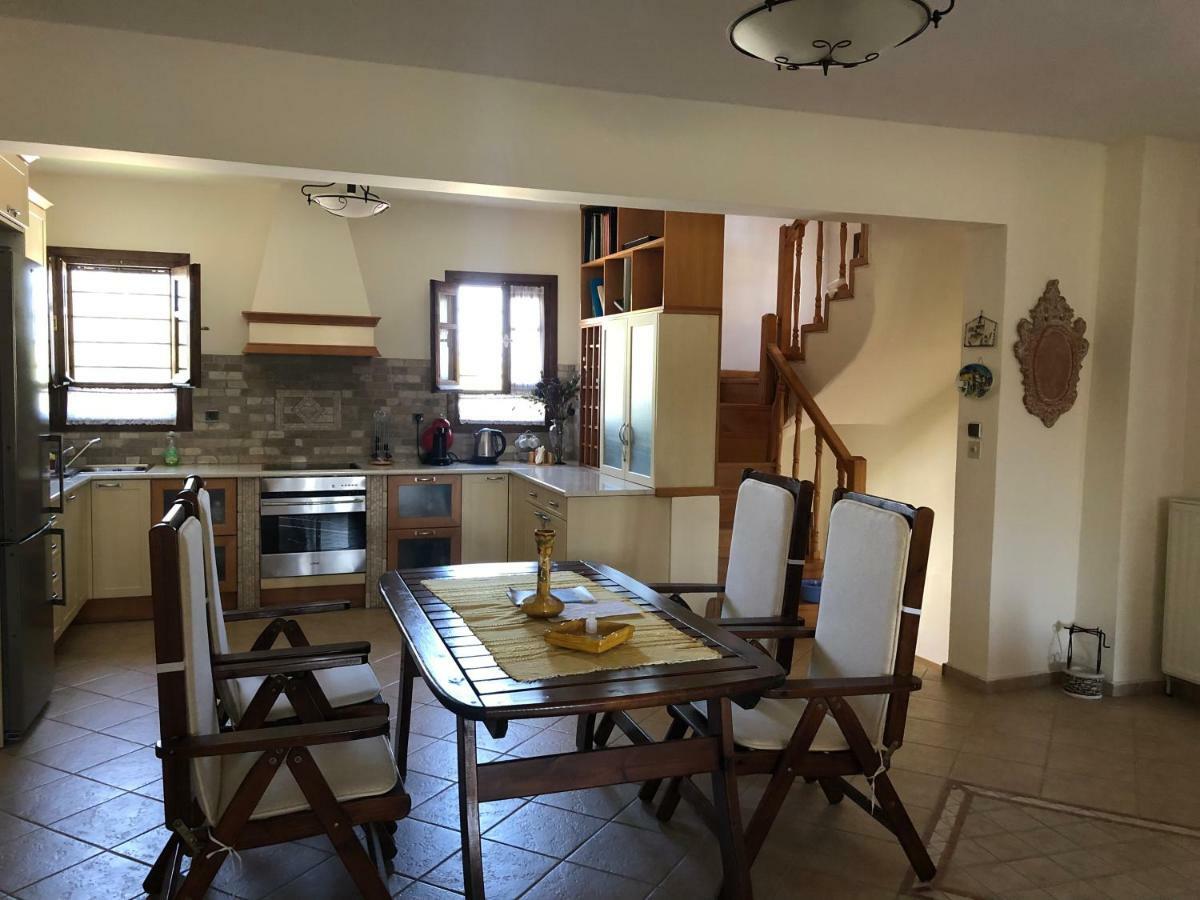 Villa Maira 아피토스 외부 사진